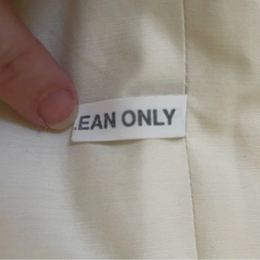 Fendi Women’s Vintage 1990’s Cream Mohair Coat with Kiddassia Collar & Trim - Picture 16 of 16